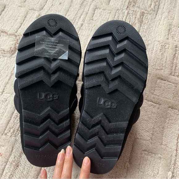 BrandNew UGG Maxi Slide Logo Super Cute! So fun! - Picture 4 of 12